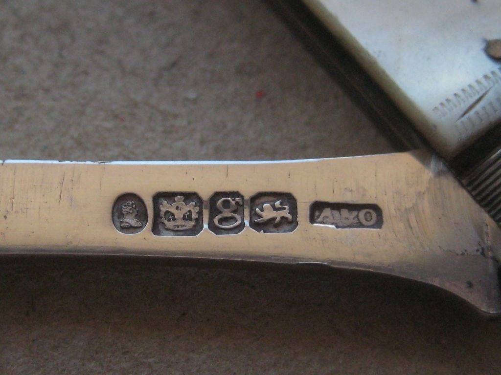 William IV Matching Mother of Pearl Hafted Silver Bladed Folding Fruit Knife and Folding Fork - 11