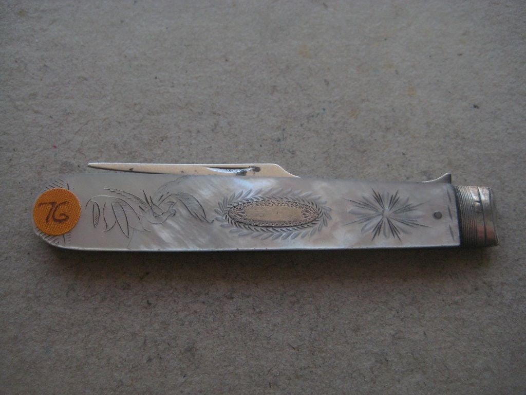 William IV Matching Mother of Pearl Hafted Silver Bladed Folding Fruit Knife and Folding Fork - 14