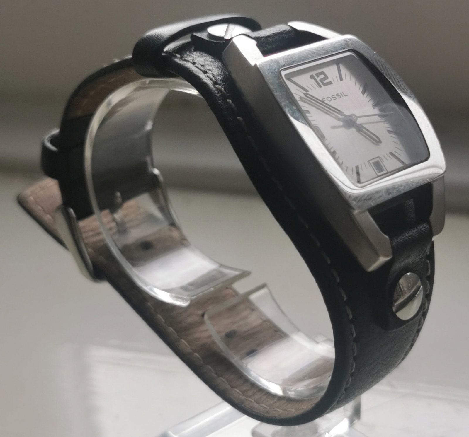 Fossil 90s Retro Men's Tonneau Watch Wide Leather Cuff Strap Working VGC - 2