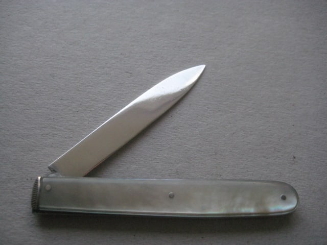 George III Mother of Pearl Hafted Silver Bladed Folding Fruit Knife - 2