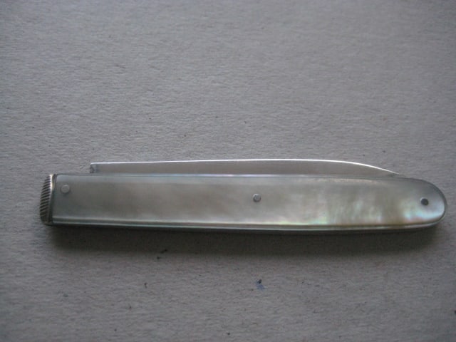 George III Mother of Pearl Hafted Silver Bladed Folding Fruit Knife - 9