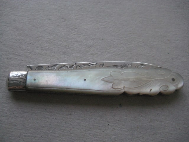 Victorian Mother of Pearl Hafted Silver Bladed Folding Fruit Knife, Sheffield 1876 - 11