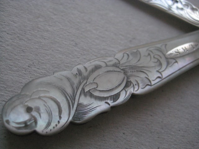 Victorian Mother of Pearl Hafted Silver Bladed Folding Fruit Knife, Sheffield 1876 - 3