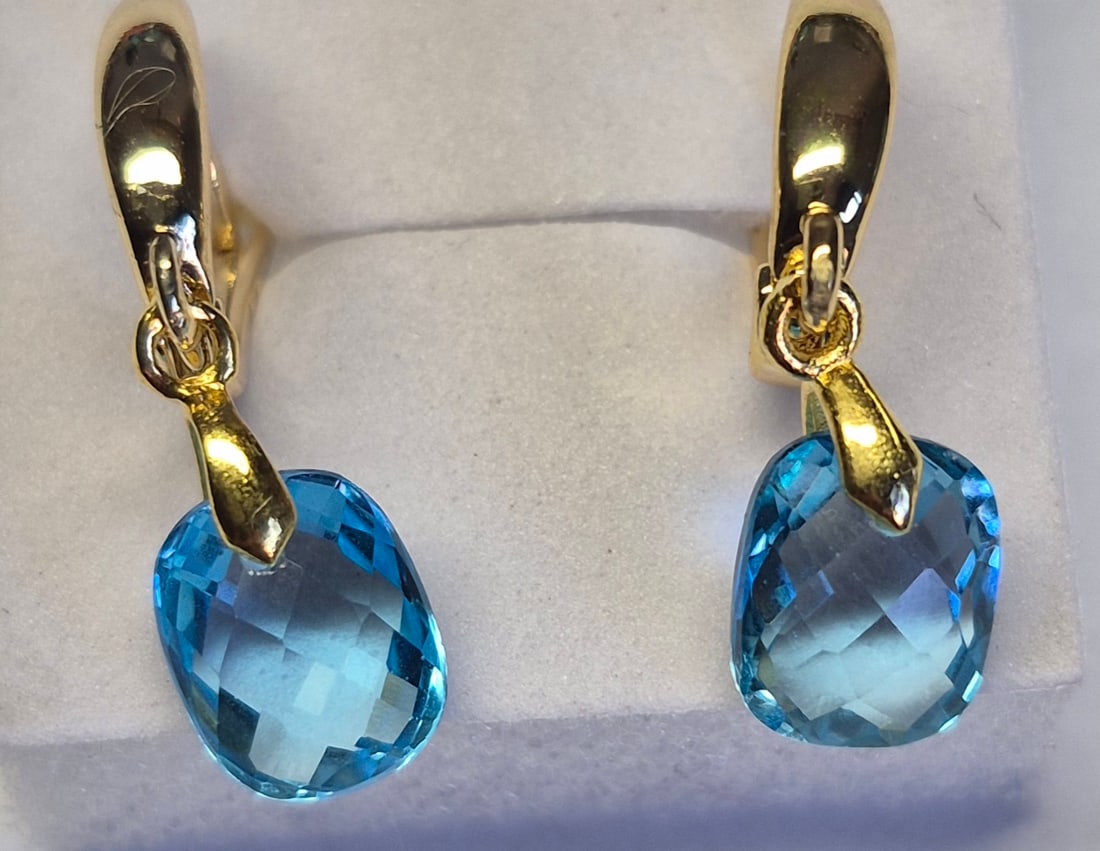 Natural Swiss Blue Topaz Drop Earrings Gold Tone Leverback Earrings - 2