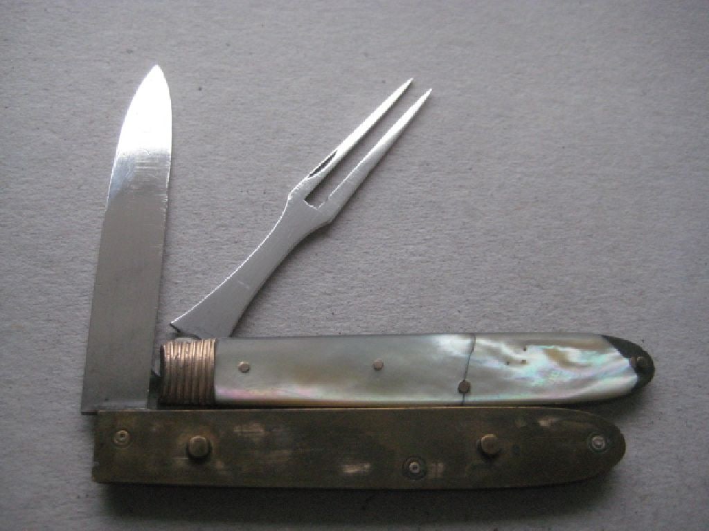 Rare George III Gold Mounted Slotting Silver Bladed Folding Fruit Knife and Folding Fork - 6
