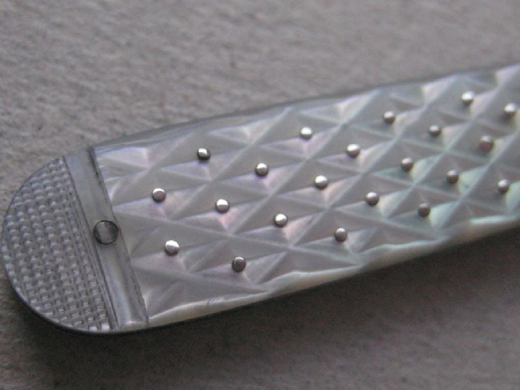 George IV Mother of Pearl Hafted Silver Bladed Folding Fruit Knife, Sheffield 1825 - 3