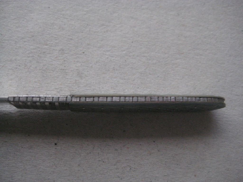 George IV Mother of Pearl Hafted Silver Bladed Folding Fruit Knife, Sheffield 1825 - 6