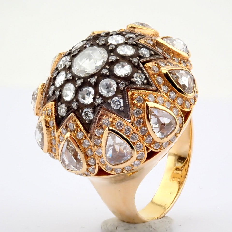 Natural Diamond 18K Rose/Pink Gold Ring: Title: Natural Diamond 18K Rose/Pink Gold Ring Description: An exclusive 18k ring detailed with 3.93ct of diamonds -------------------------------------------------- • METALS AND WEIGHTS