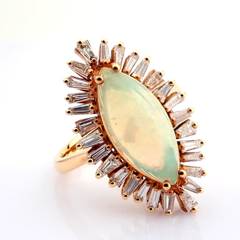 Natural Diamond 18K Rose/Pink Gold Ring: Title: Natural Diamond 18K Rose/Pink Gold Ring Description: An exquisite 18k rose gold ring detailed with opal and brilliant diamonds. -------------------------------------------------- •