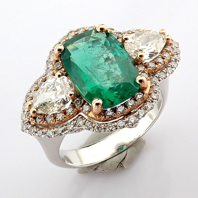 Natural Diamond 18K White Gold Ring: Title: Natural Diamond 18K White Gold Ring Description: An exquisite ring detailed with vibrant emerald, different cut diamonds -------------------------------------------------- • MET