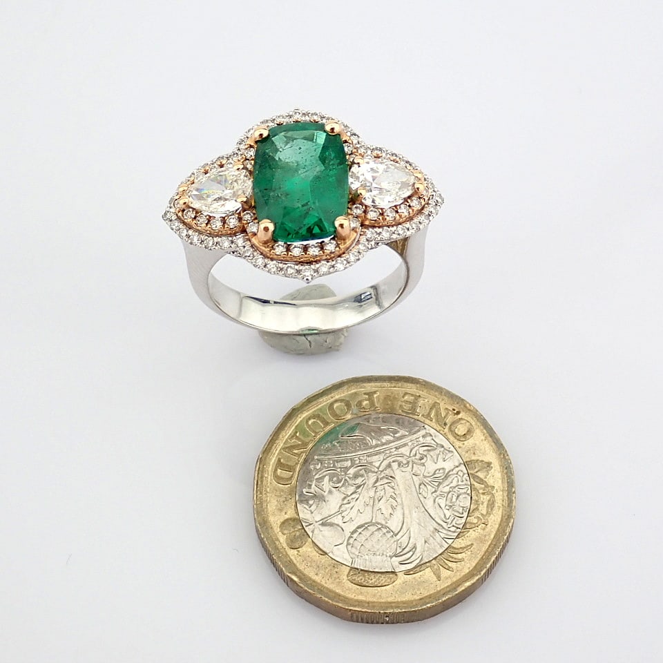 Natural Diamond 18K White Gold Ring - 2