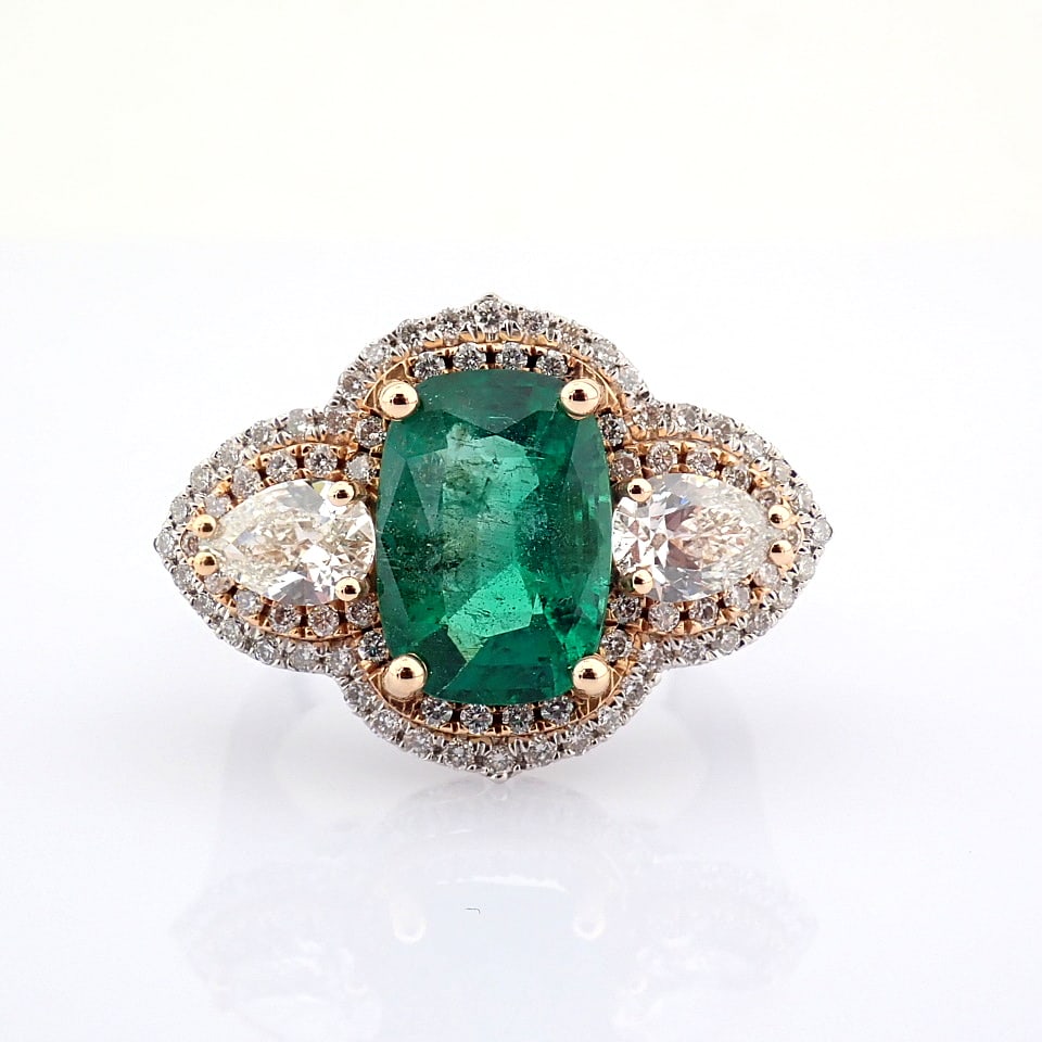 Natural Diamond 18K White Gold Ring - 9