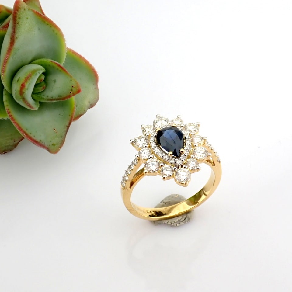 Natural Diamond 18K Yellow Gold Ring - 3