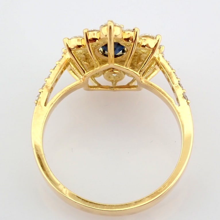 Natural Diamond 18K Yellow Gold Ring - 7