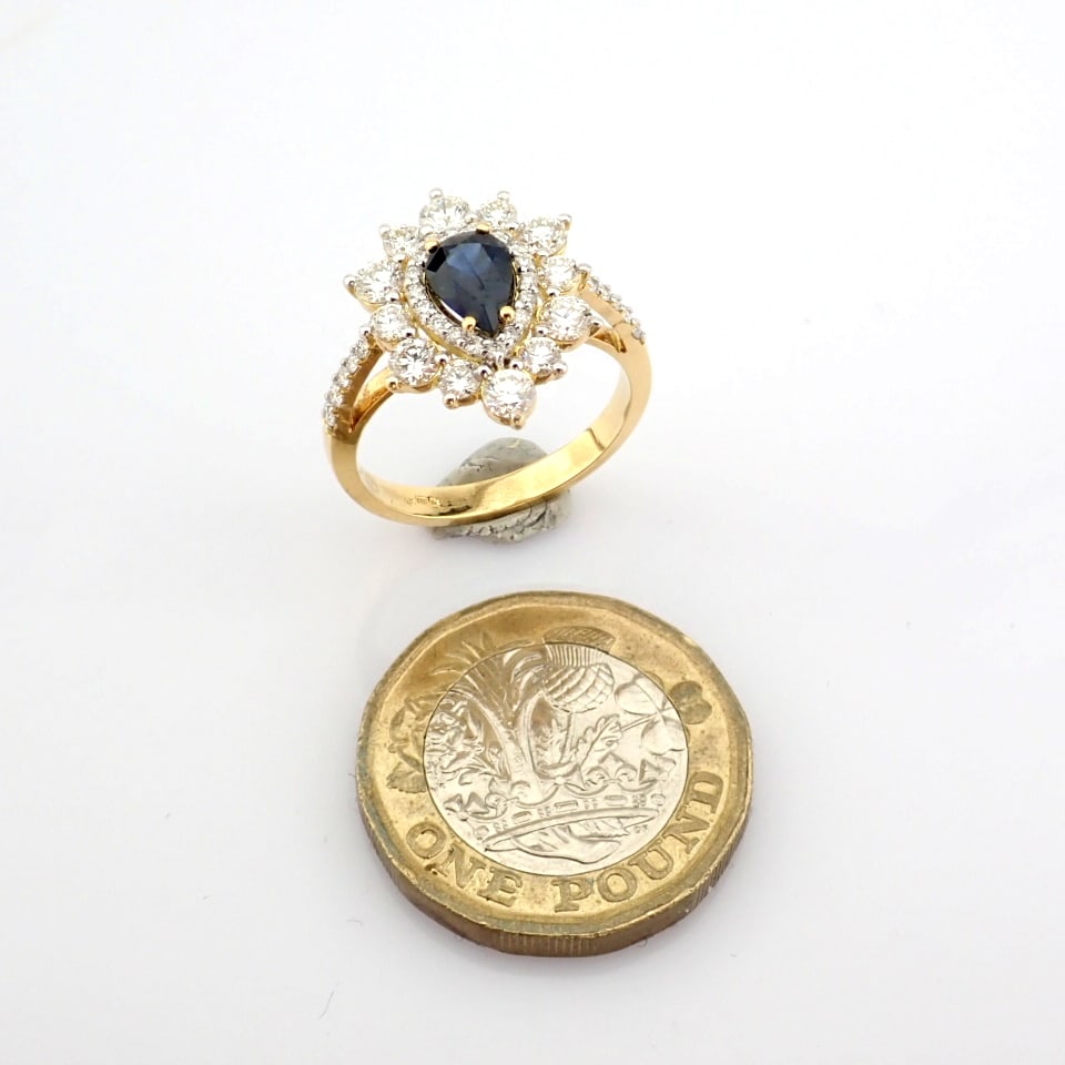 Natural Diamond 18K Yellow Gold Ring - 9