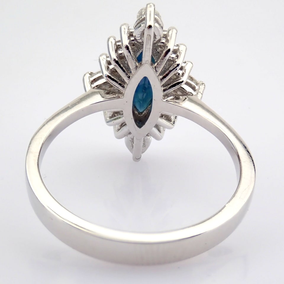 Natural Diamond 18K White Gold Ring - 7