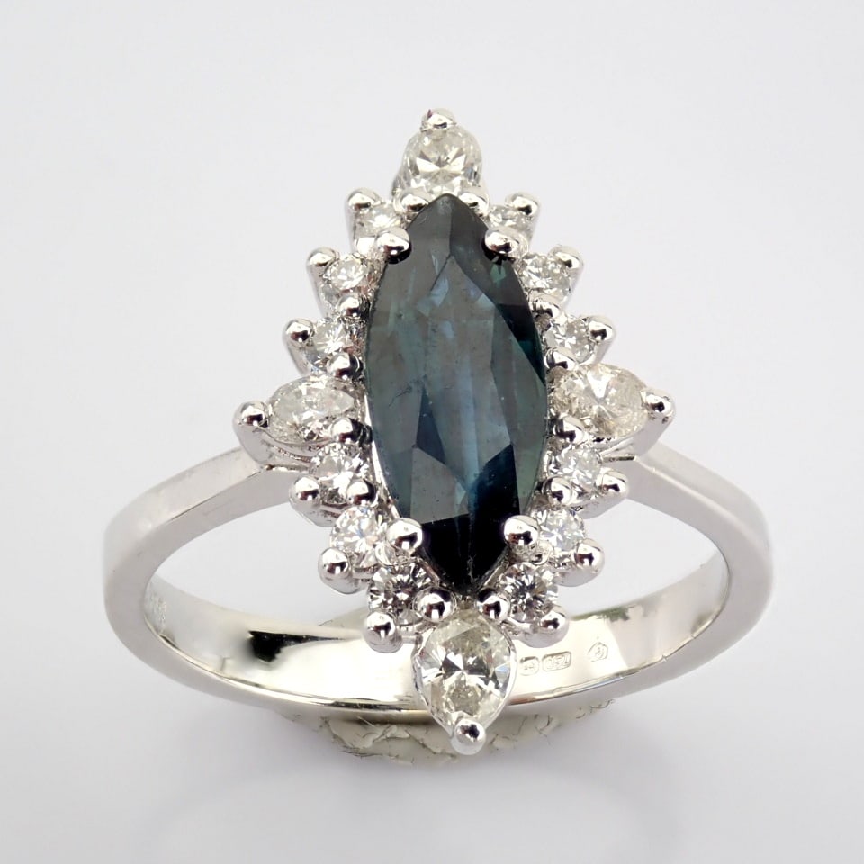 Natural Diamond 18K White Gold Ring - 9