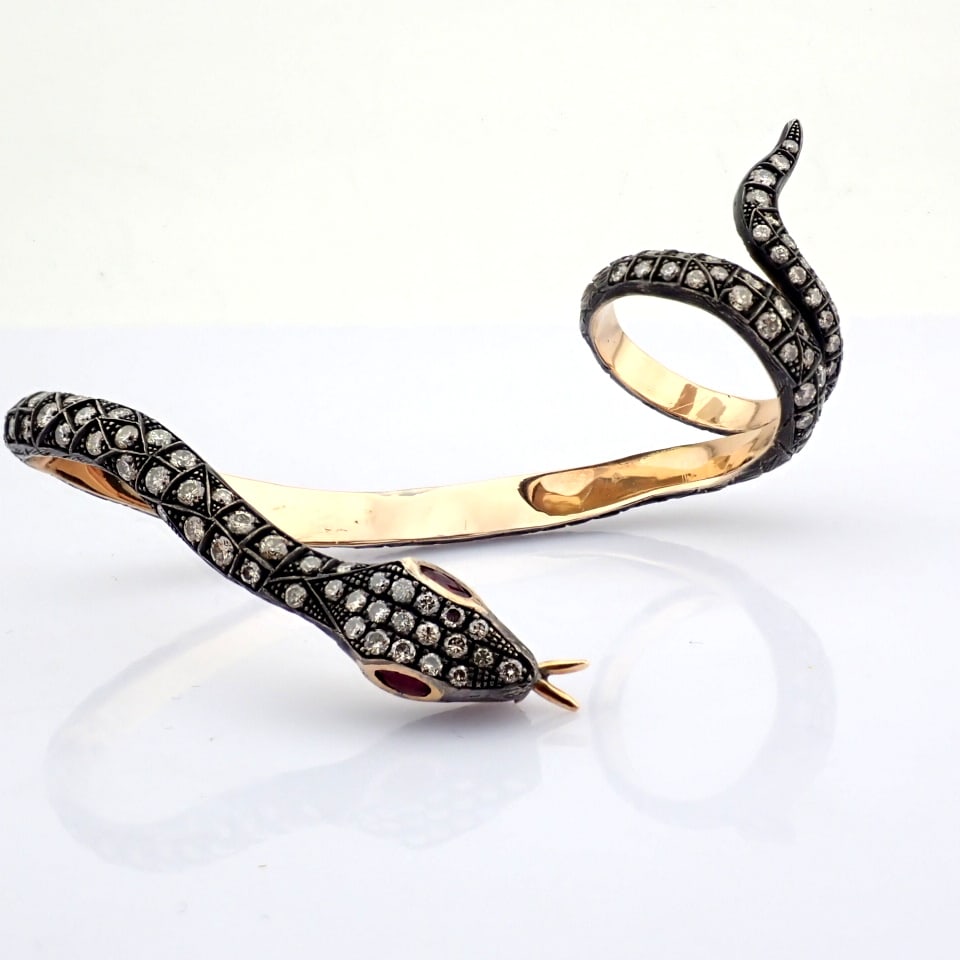 Natural Diamond 18K Yellow Gold Ring - 7