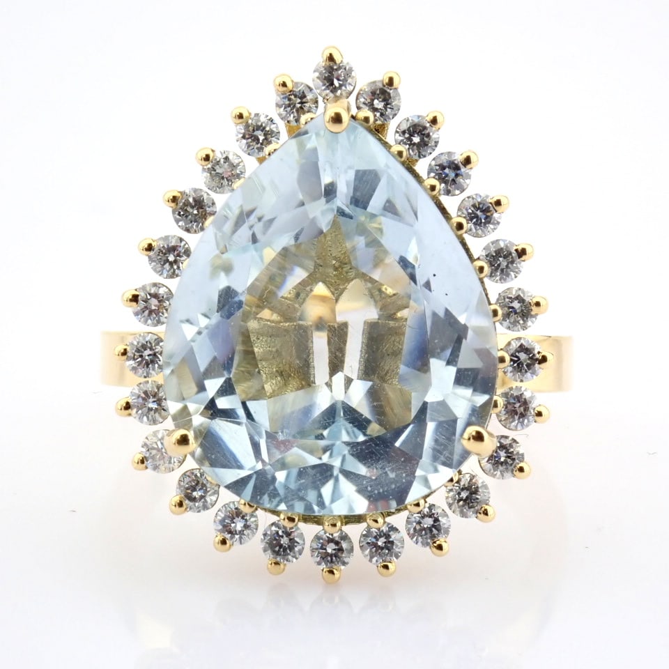Natural Diamond 18K Yellow Gold Ring - 9