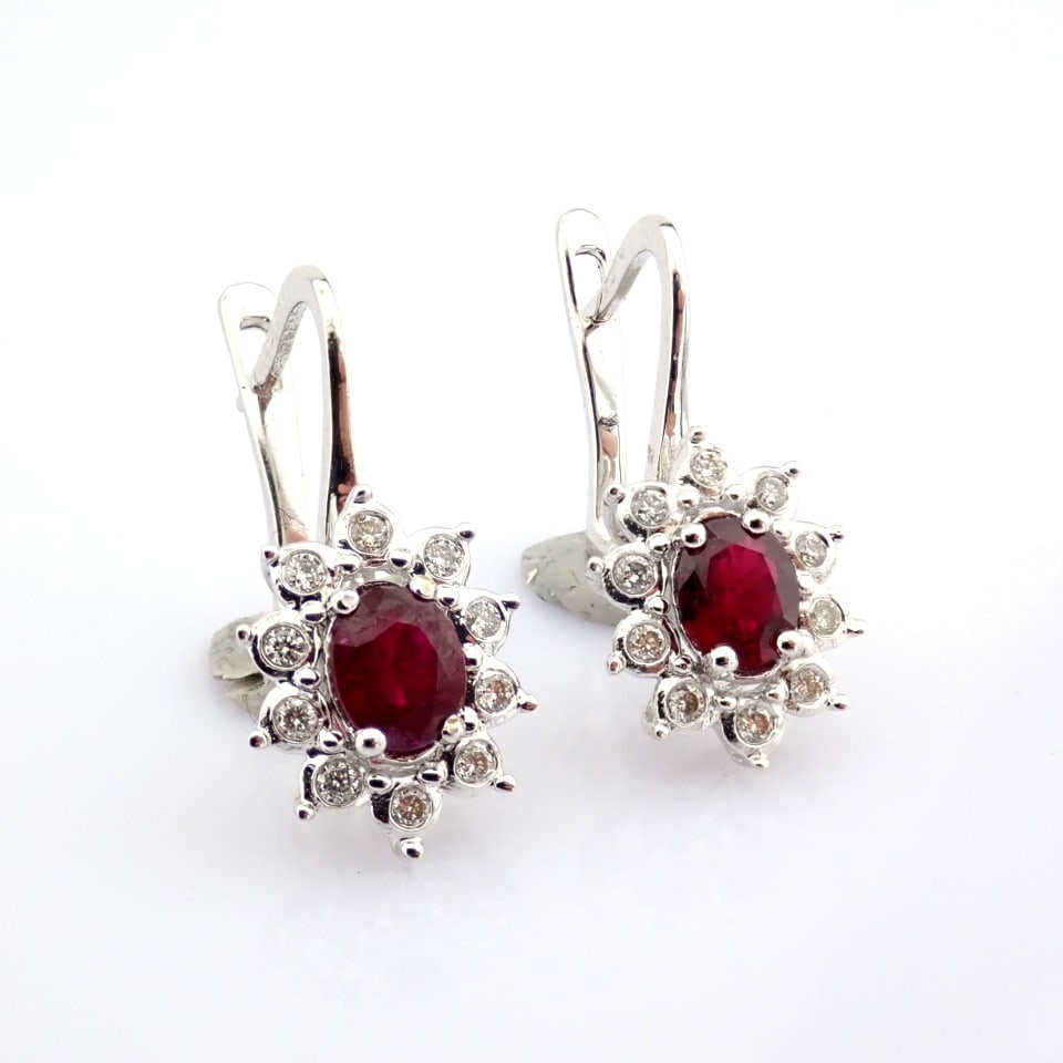 Natural Diamond 18K White Gold Earring: Title: Natural Diamond 18K White Gold Earring Description: An exquisite cluster earrings made of ruby, brilliant diamonds and gold -------------------------------------------------- • METALS