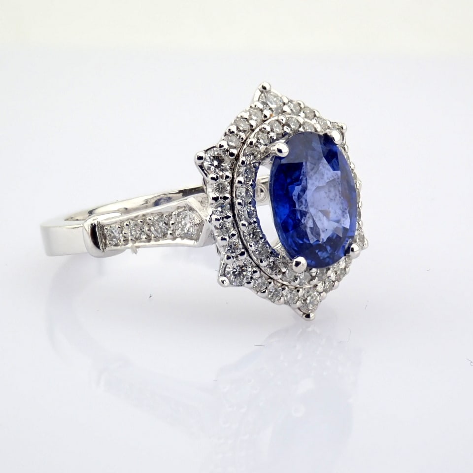 Natural Diamond 18K White Gold Ring - 4
