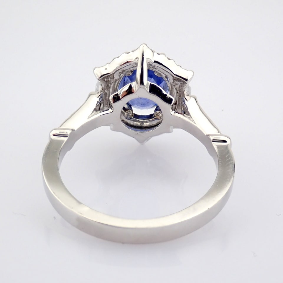 Natural Diamond 18K White Gold Ring - 5