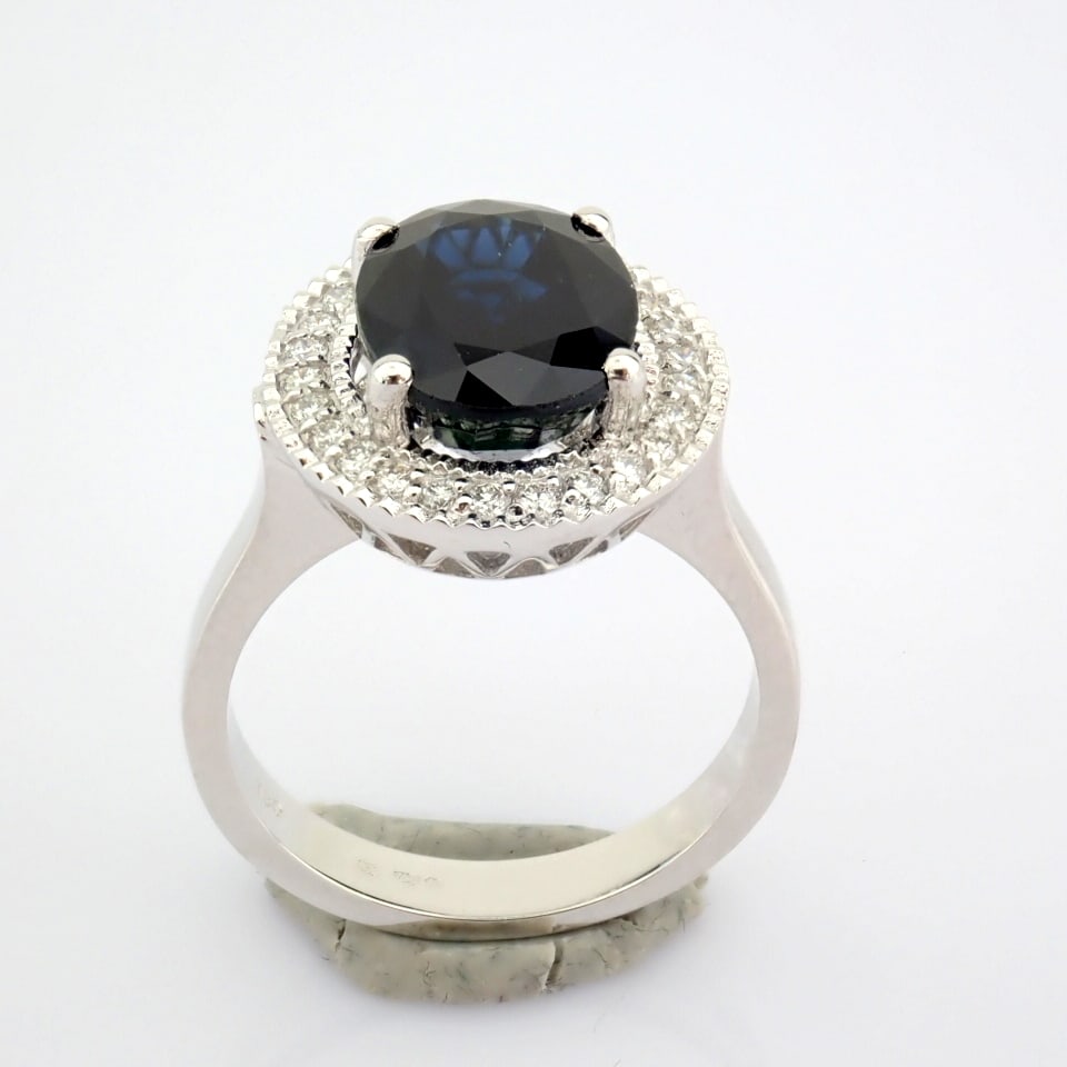 Natural Diamond 18K White Gold Ring - 11