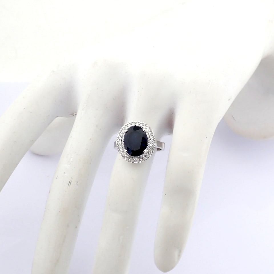 Natural Diamond 18K White Gold Ring - 2