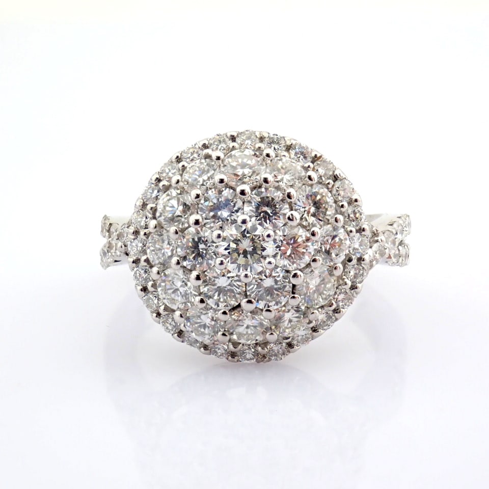Natural Diamond 18K White Gold Ring - 2