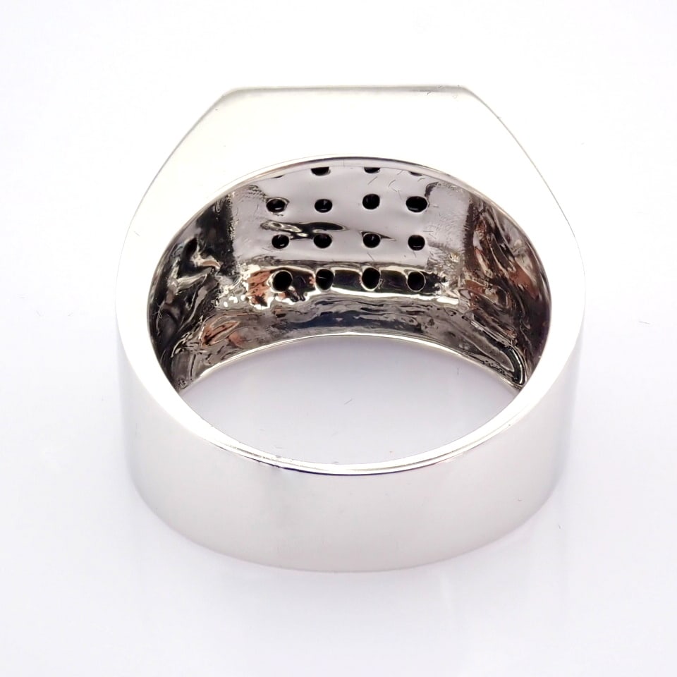 Natural Diamond 18K White Gold Ring - 8