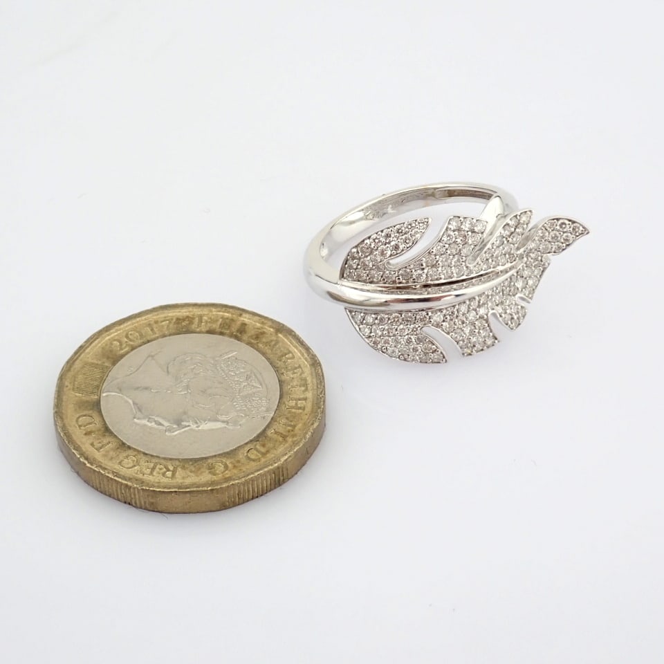 Natural Diamond 18K White Gold Ring - 10