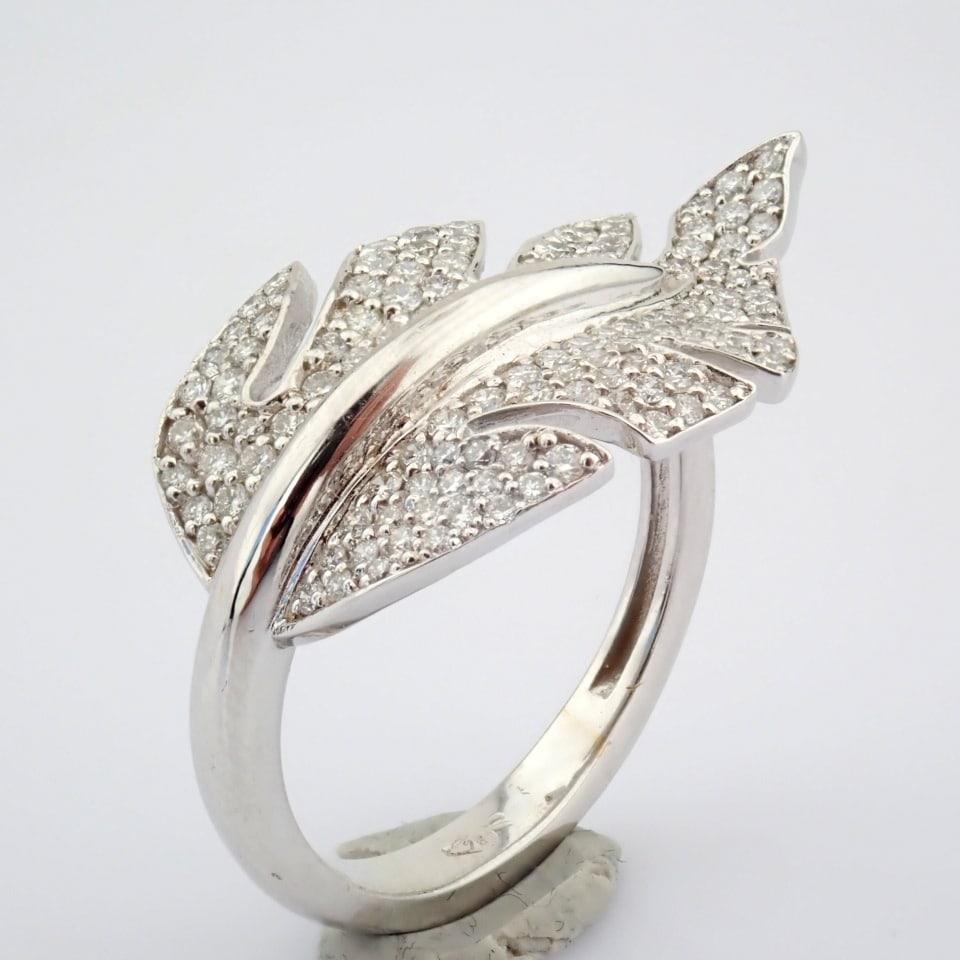 Natural Diamond 18K White Gold Ring - 7