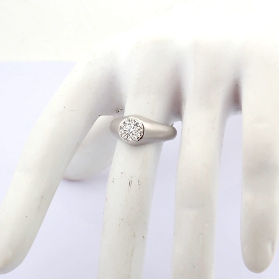 Natural Diamond 18K White Gold Ring - 2