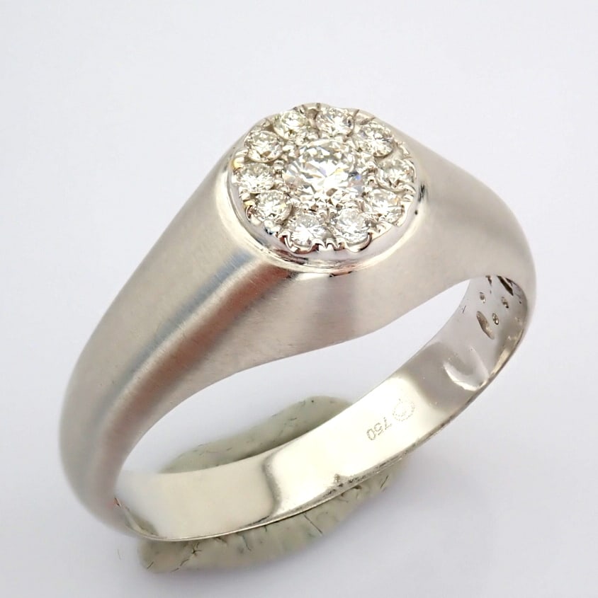 Natural Diamond 18K White Gold Ring - 9