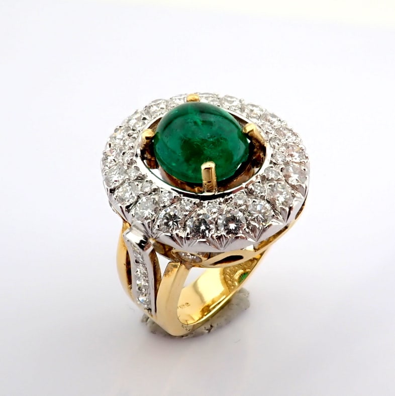 Natural Diamond 18K Yellow Gold Ring - 11