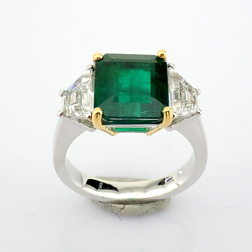 Natural Diamond 18K White Gold Ring - 4