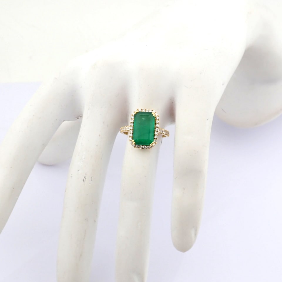 Natural Diamond 18K Yellow Gold Ring - 2