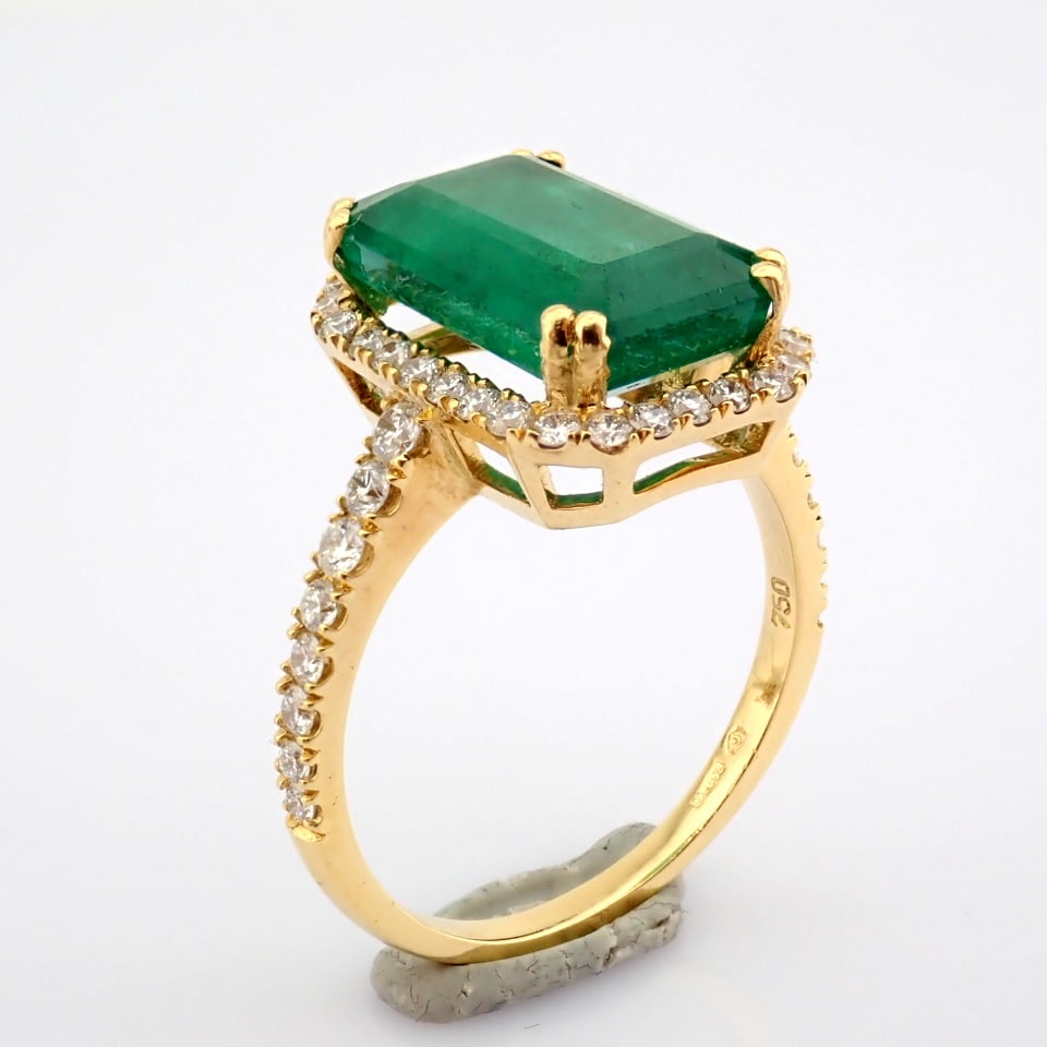 Natural Diamond 18K Yellow Gold Ring - 3