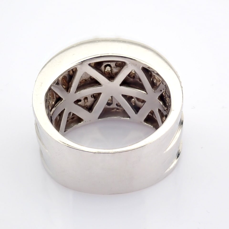 Natural Diamond 18K White Gold Ring - 3