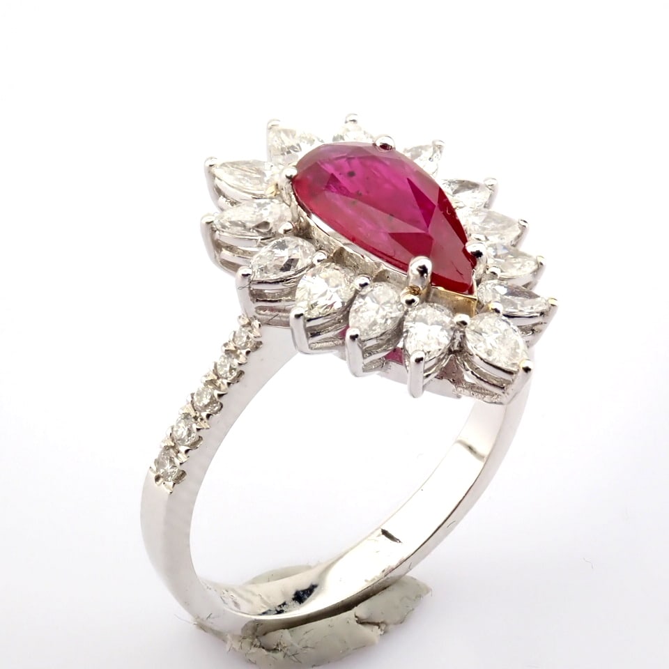 Natural Diamond 18K White Gold Ring - 2