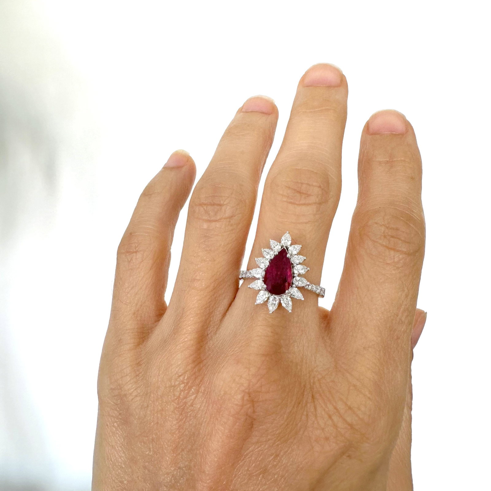Natural Diamond 18K White Gold Ring - 4