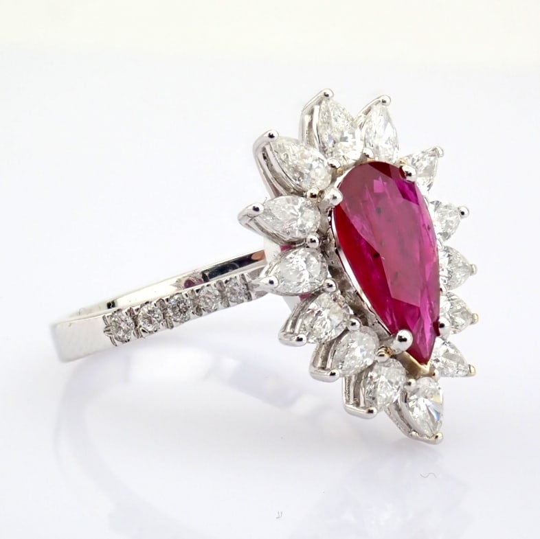 Natural Diamond 18K White Gold Ring - 6