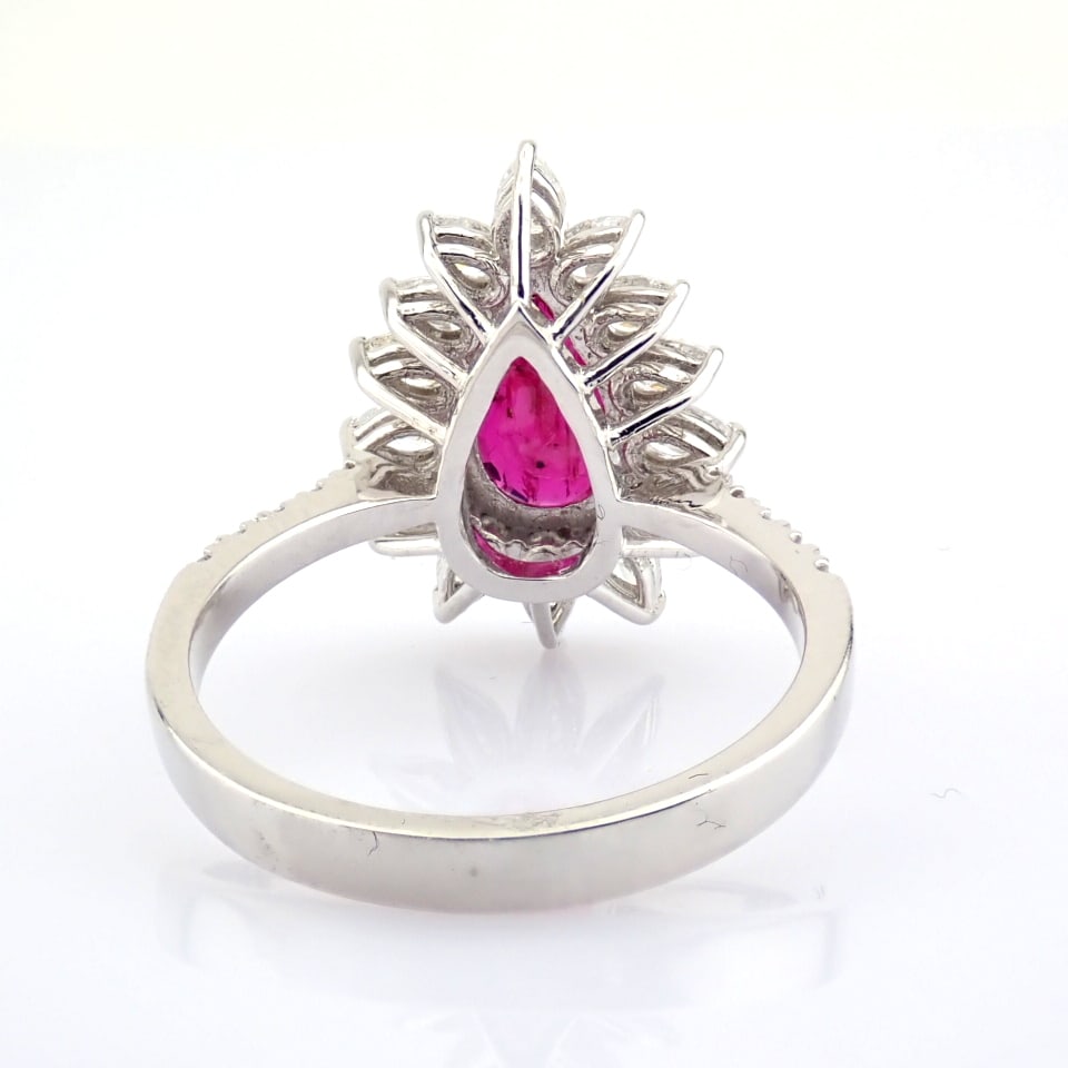 Natural Diamond 18K White Gold Ring - 7