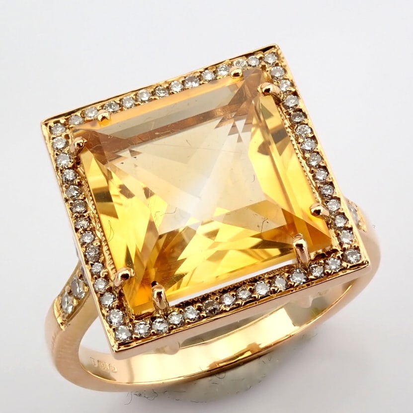 Natural Diamond 18K Rose/Pink Gold Ring - 8
