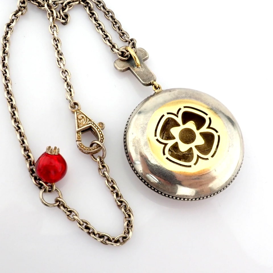 Natural Diamond 18K Yellow Gold Necklace - 8