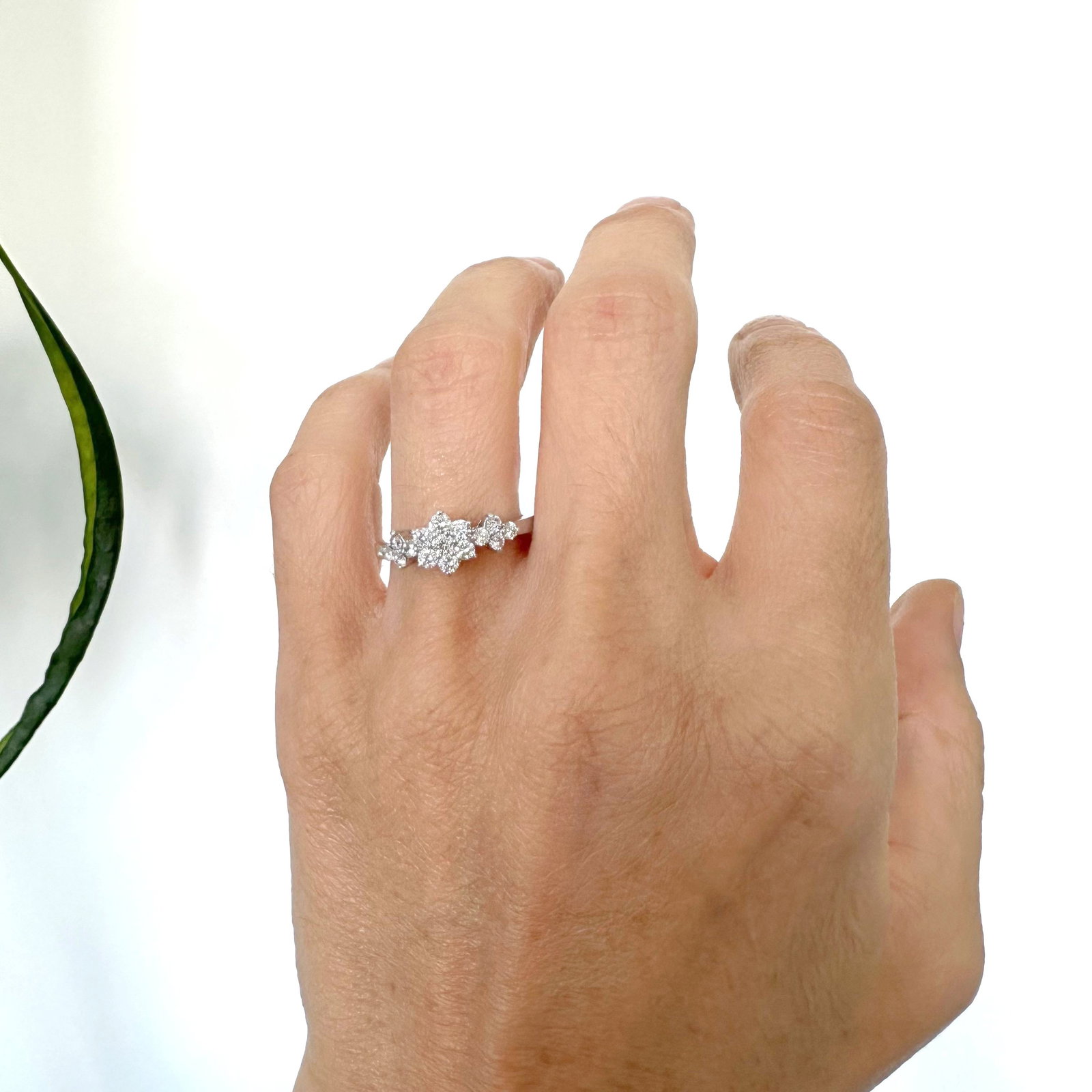 Natural Diamond 18K White Gold Ring - 3