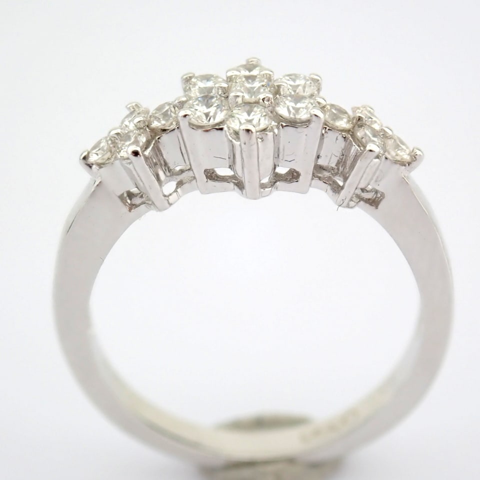 Natural Diamond 18K White Gold Ring - 5