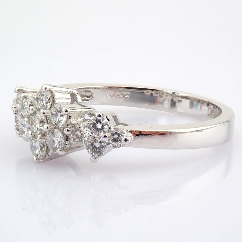 Natural Diamond 18K White Gold Ring - 9