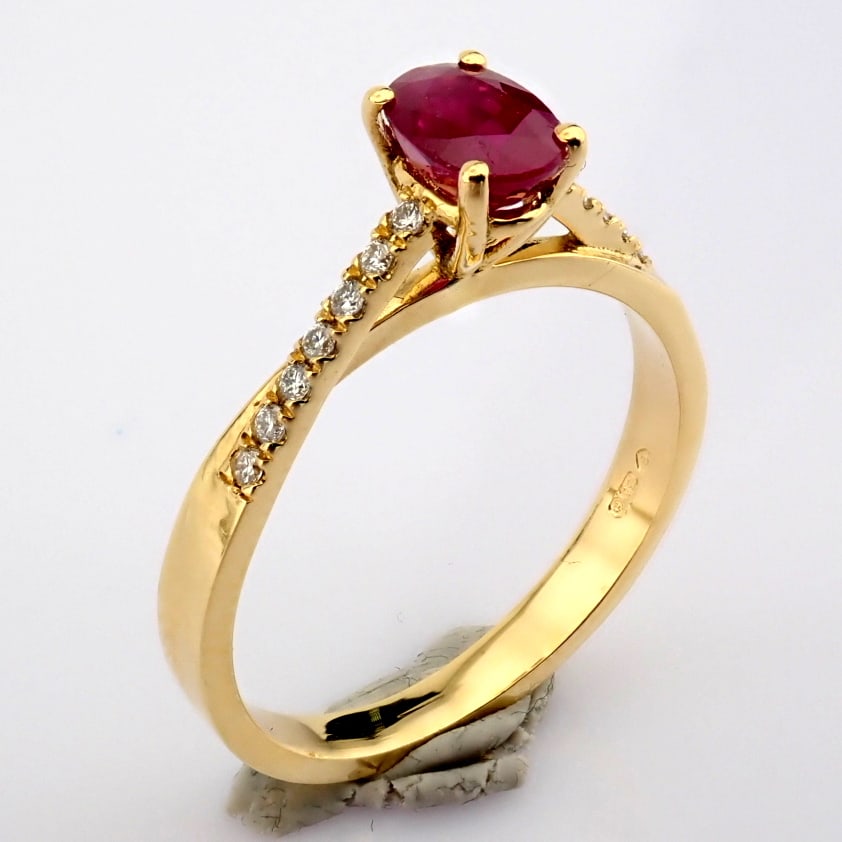 Natural Diamond 18K Yellow Gold Ring - 2