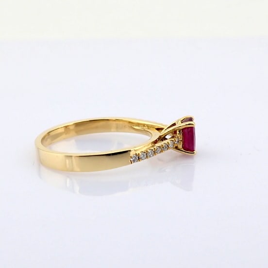 Natural Diamond 18K Yellow Gold Ring - 6